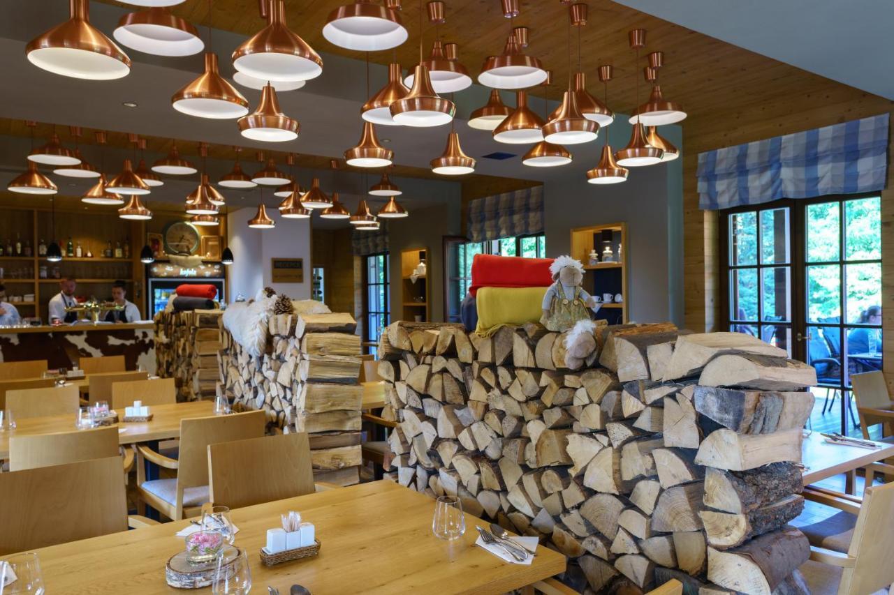 Hotel A Restaurace U Vychopnu Vsetín المظهر الخارجي الصورة