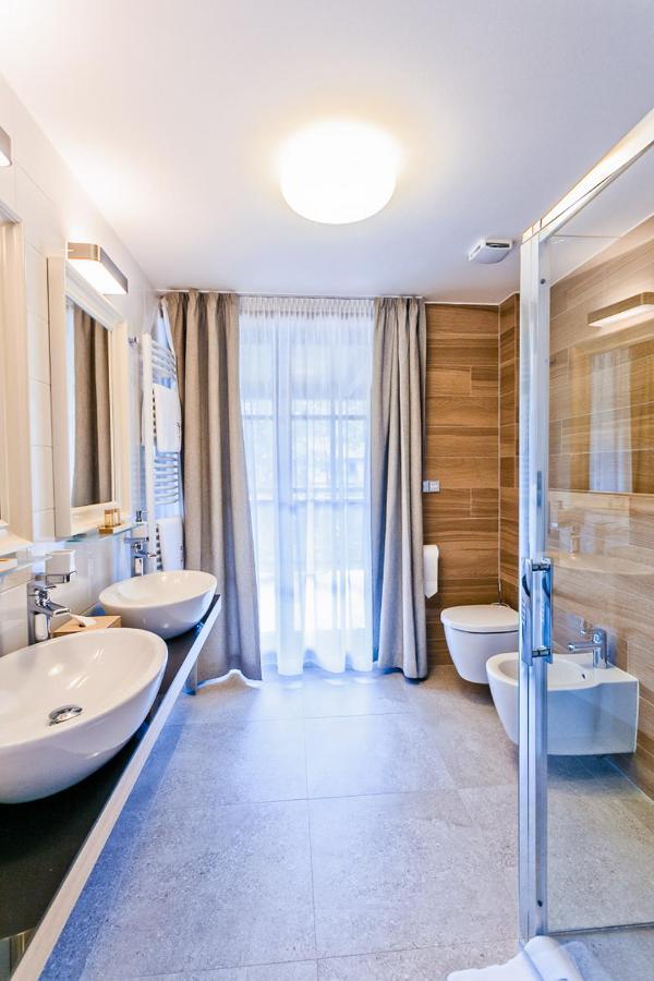 Hotel A Restaurace U Vychopnu Vsetín المظهر الخارجي الصورة
